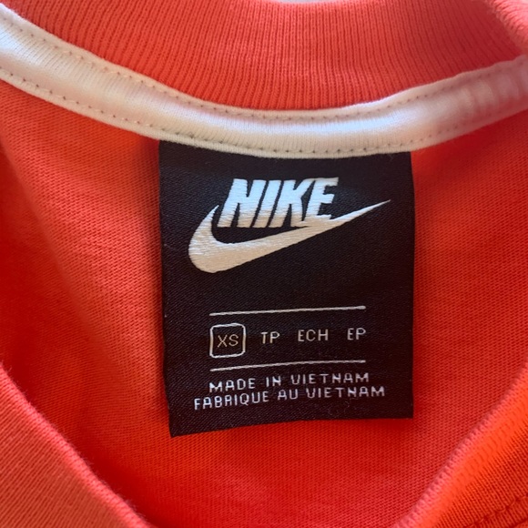 Nike Heritage S/S Crop Top - Picture 5 of 7